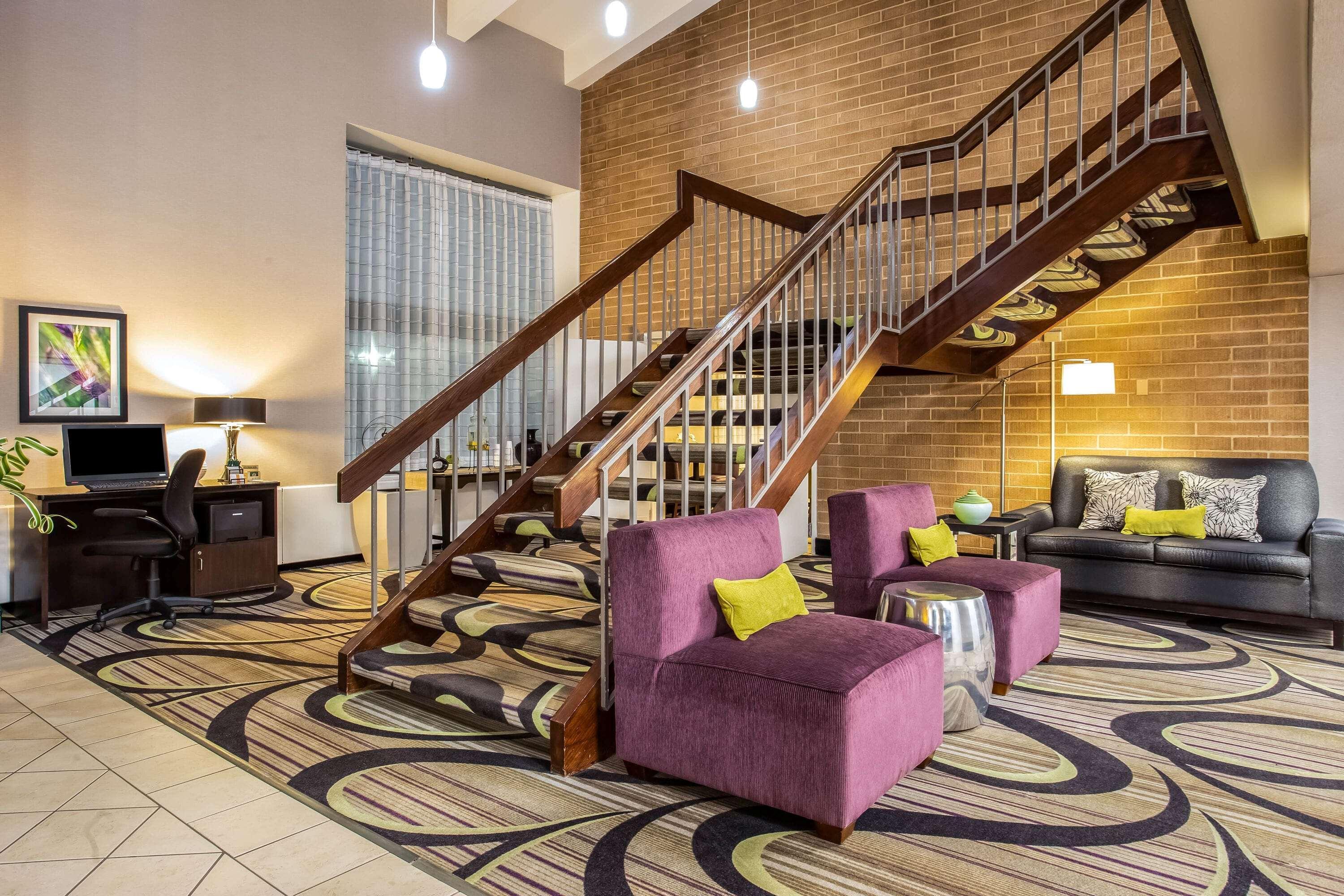 La Quinta Inn By Wyndham Oshkosh Exterior photo
